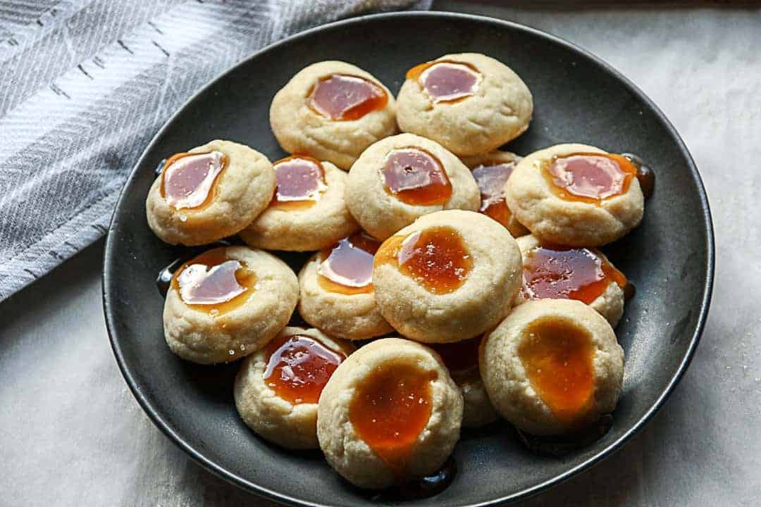 A plate of cookies, with Caramel sauce